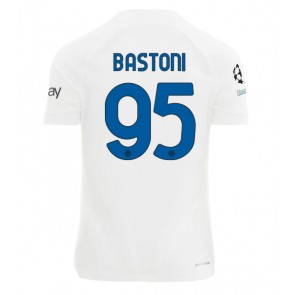 Inter Milan Alessandro Bastoni #95 Venkovní Dres 2023-24 Krátkým Rukávem