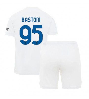 Inter Milan Alessandro Bastoni #95 Venkovní dres komplet pro Děti 2023-24 Krátkým Rukávem (+ Krátké kalhoty)